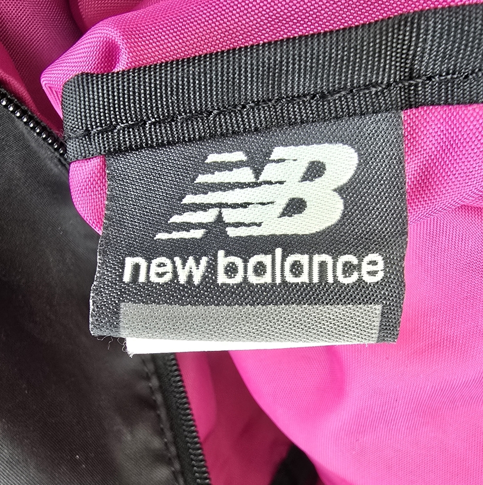New Balance Gym Bag with Susan G. Komen For the Cure Logo - Black and Pink - Picture 2 of 8